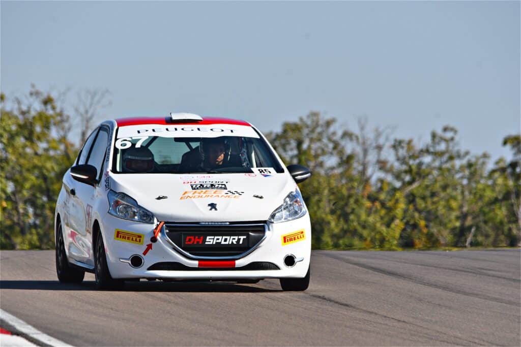 208 racing cup sur le circuit d'albi pour le TTE 2025
